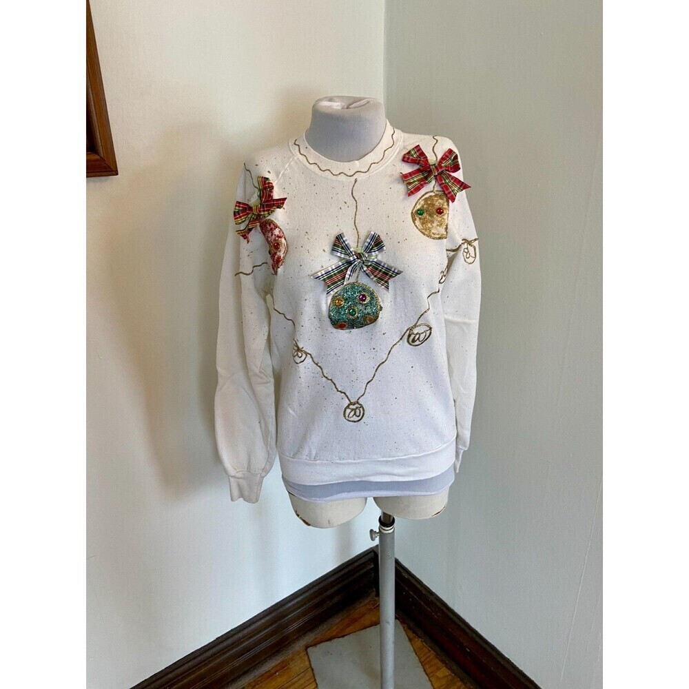 VTG Hand Painted India Ink Paintworks Ugly Christmas Crewneck Ornament Ribbon Wh